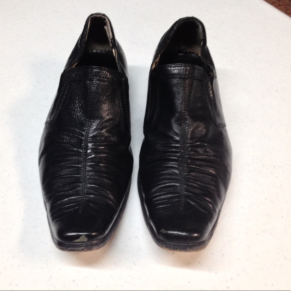 Elegant Black Leather Slip-On Loafers